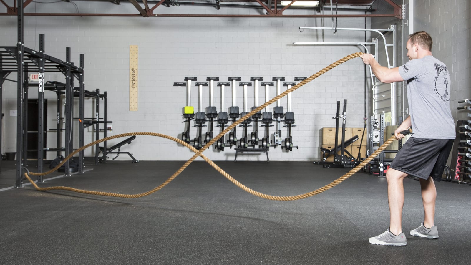 Battle rope on sale holder